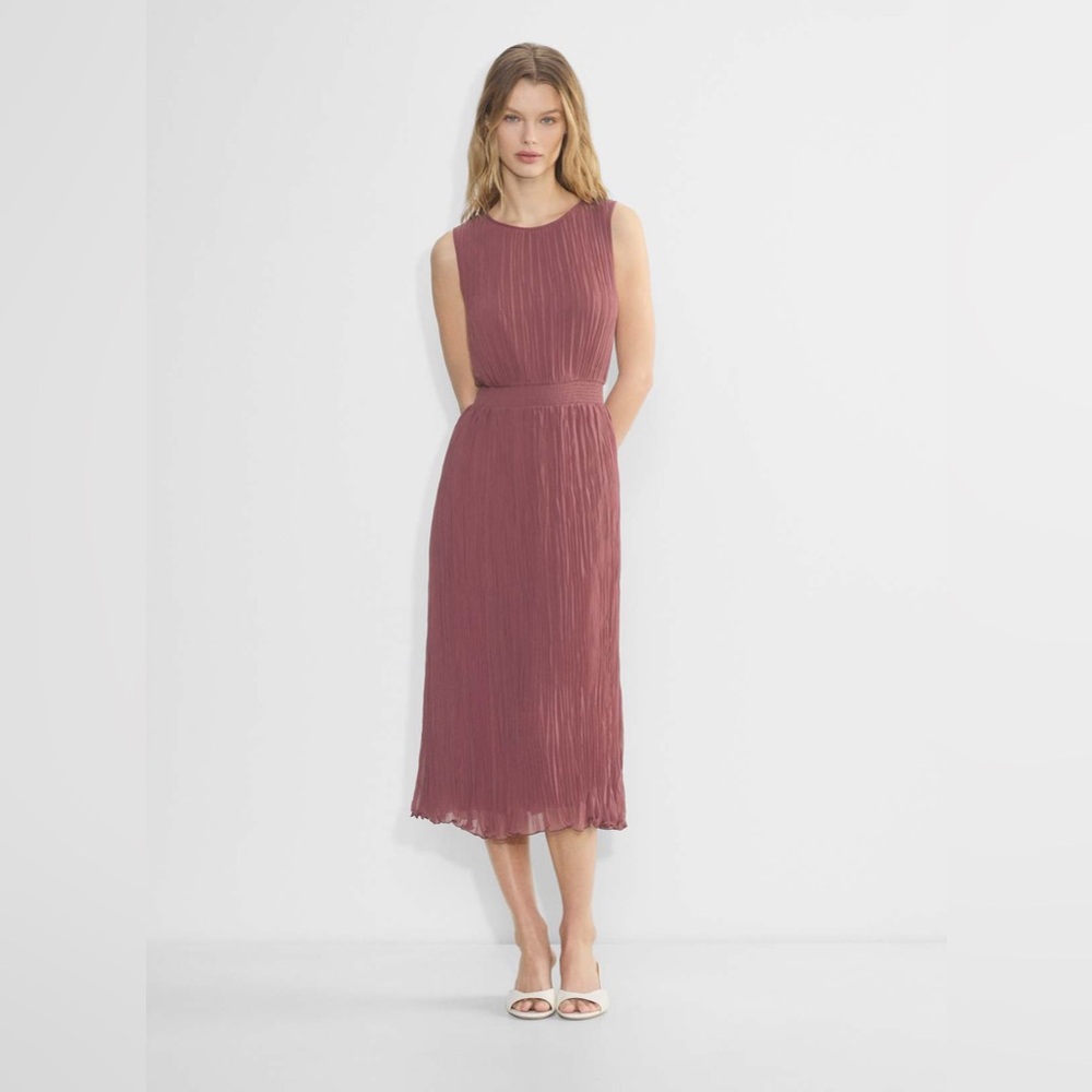 Aritzia Wilfred Dress size XXS (smocked fit makes it more like a XS). NWT
